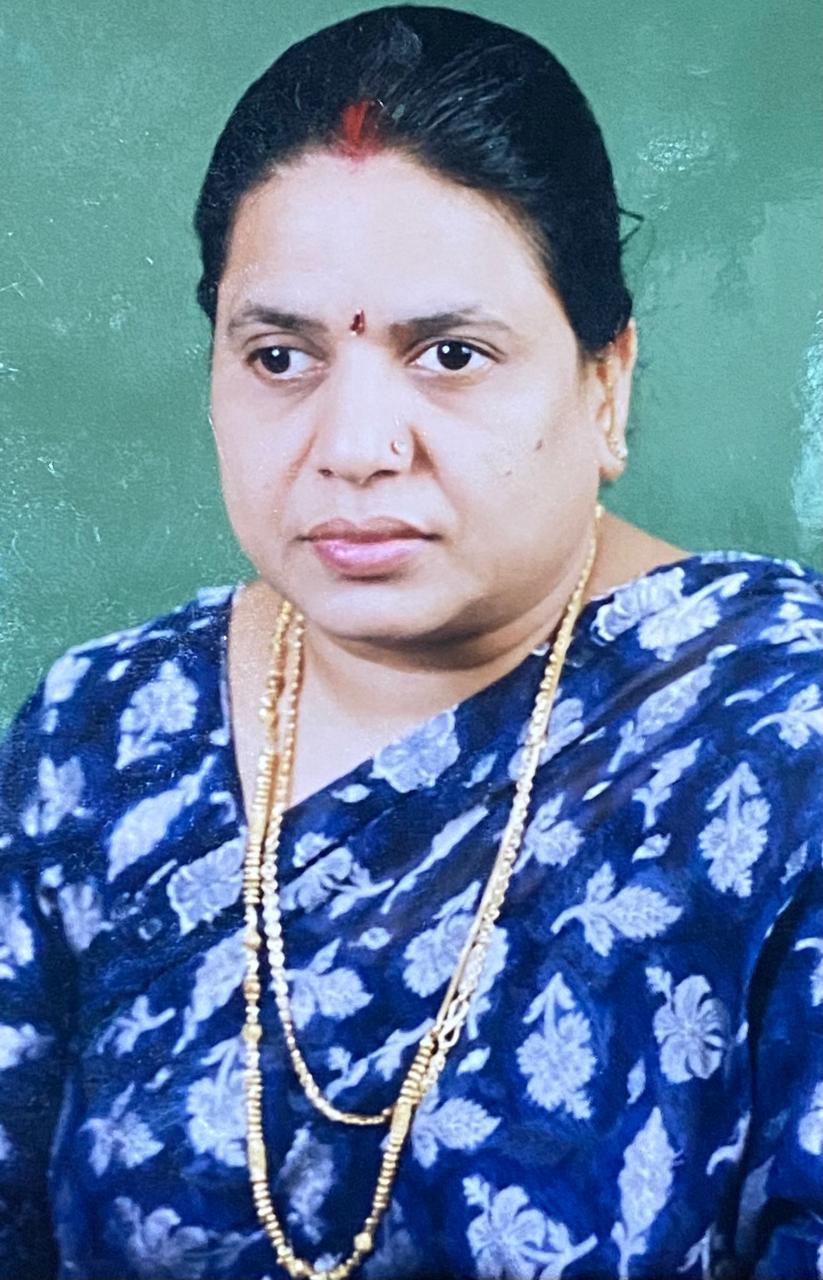 || शोक संदेश ||  अत्यंत दुःख के साथ सूचित किया जाता है कि श्रीमति सुमित्रा देवी अग्रवाल (पत्नी घनश्याम अग्रवाल), निवासी 173, समता कॉलोनी रायपुर,  का स्वर्गवास आज 19 फरवरी 2025 को हो गया है।  उनकी अंतिम यात्रा कल 20 फरवरी 2025 को प्रातः 11:00 बजे निवास स्थान 173, समता कॉलोनी रायपुर से प्रस्थान कर मारवाड़ी श्मशान घाट, बूढ़ातालाब पहुंचेगी।  शोकाकुल  घनश्याम अग्रवाल   विजय अग्रवाल,(जेठ)   जयप्रकाश अग्रवाल (देवर) कृष्ना अग्रवाल (पुत्र)  एवं समस्त बुसान